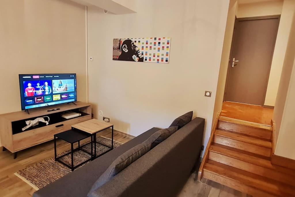 Апартаменты Le 56 Faubourg - Proche Centre - Parking Gratuit Бон Экстерьер фото